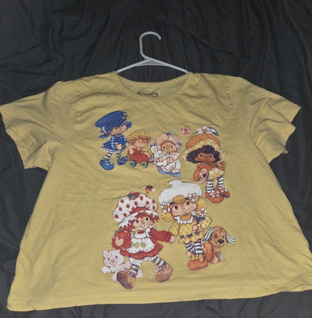 Charming Yellow Crop Top Strawberry Sortcake With Friends